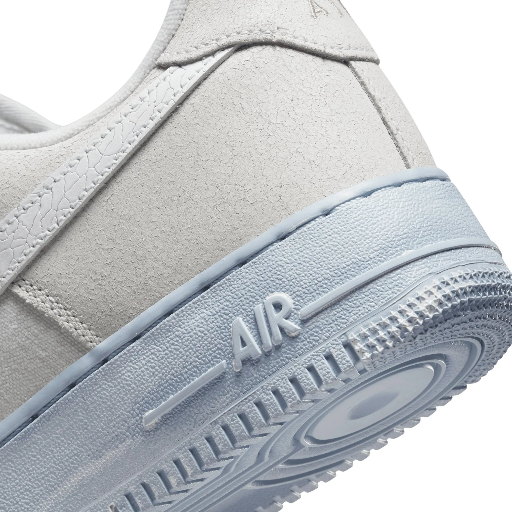 Air Force 1 '07 LV8 EMB DV0787-100 Summit White