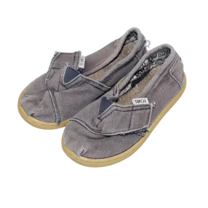Canvas Shoes