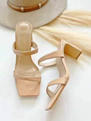 Chinese Laundry Yaya Smooth Heels In Nude