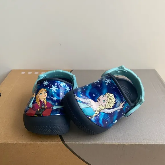CROCS Disney Frozen ❄️Toddler Sandals - SZ 4 C