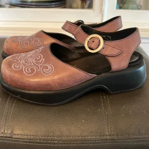 Dansko shoes