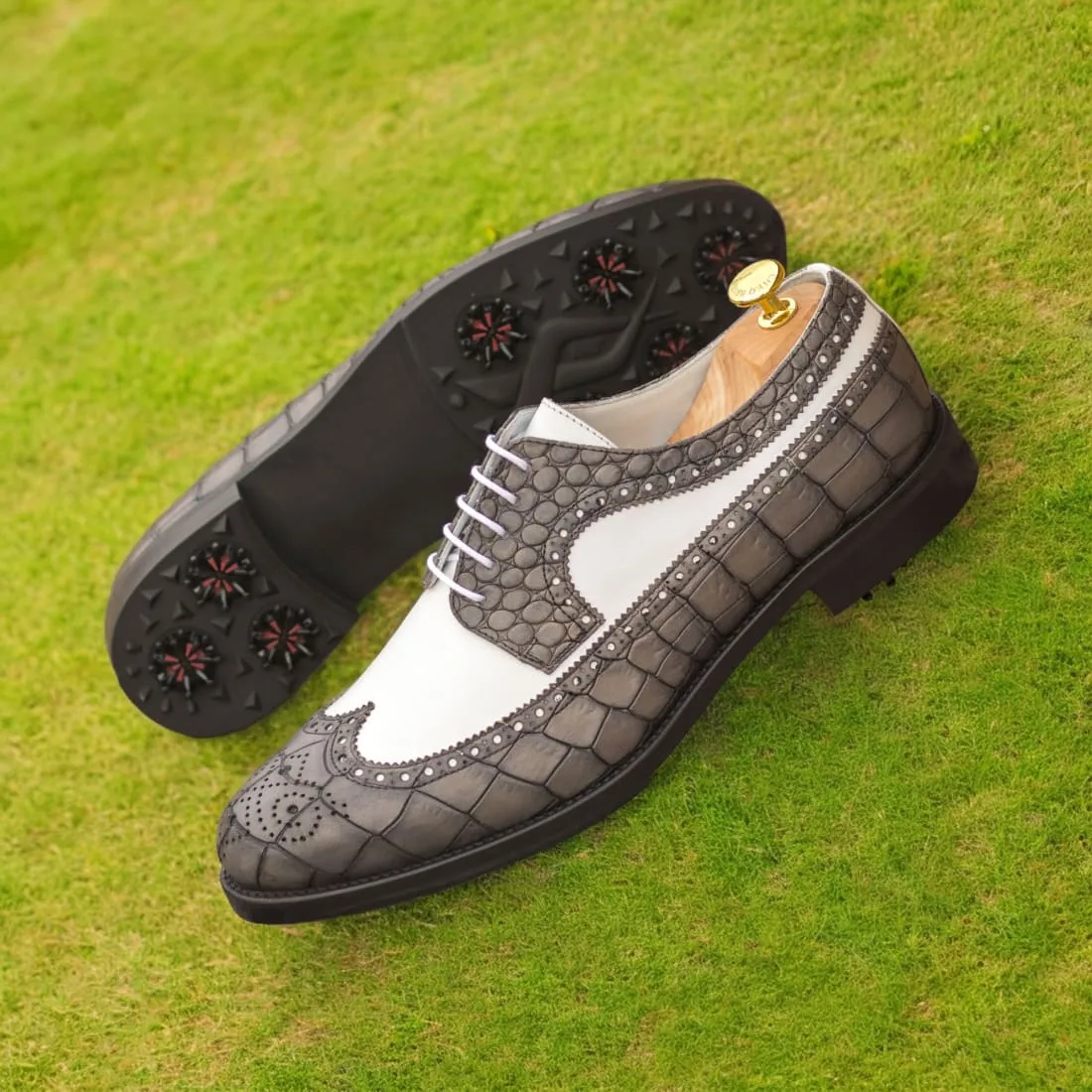 Derby à lacets de golf en cuir blanc et croco