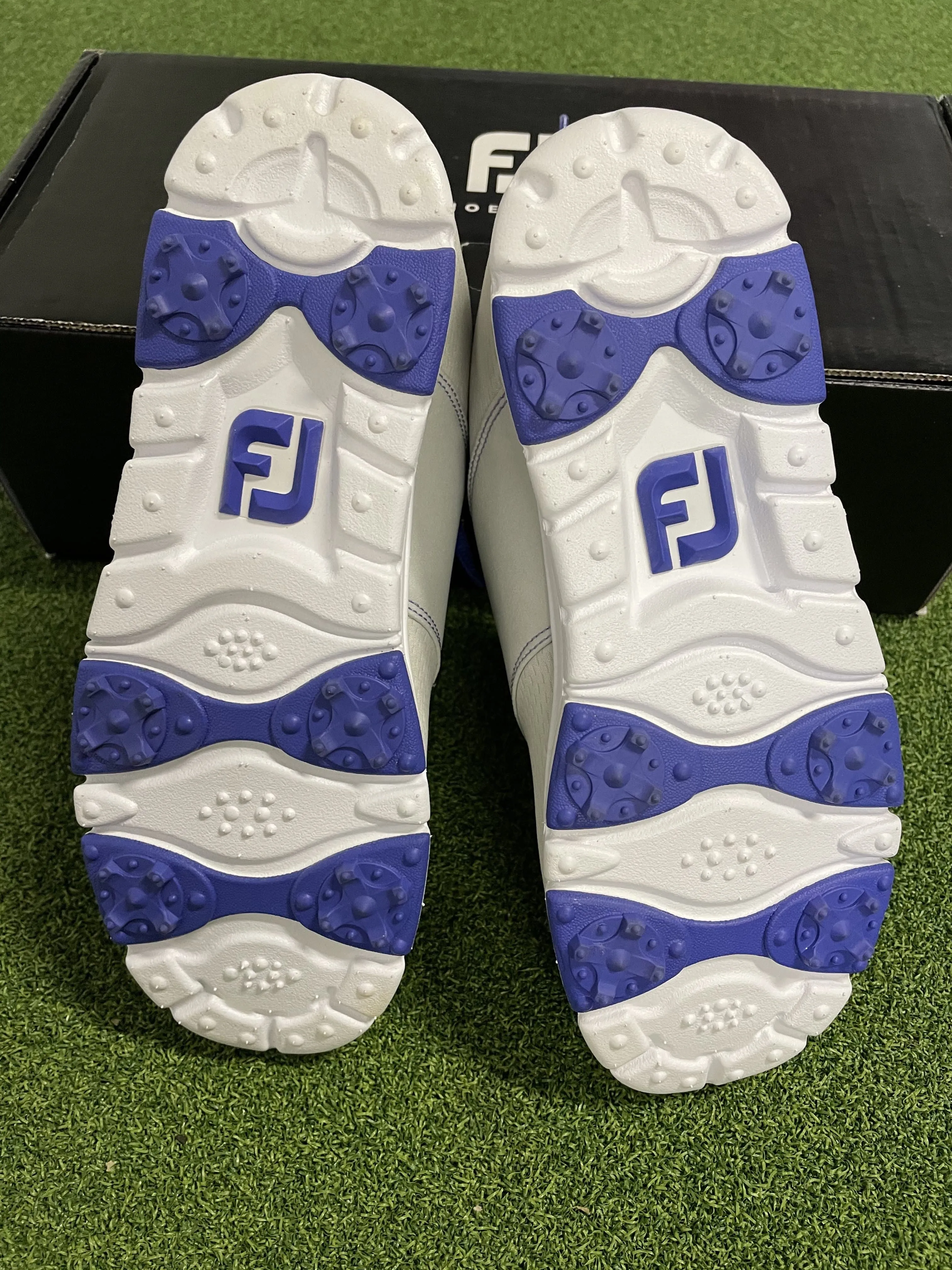 EX Shop Display Footjoy Ladies enJoy Golf Shoes 95708K / Light Grey / Size UK 5.5