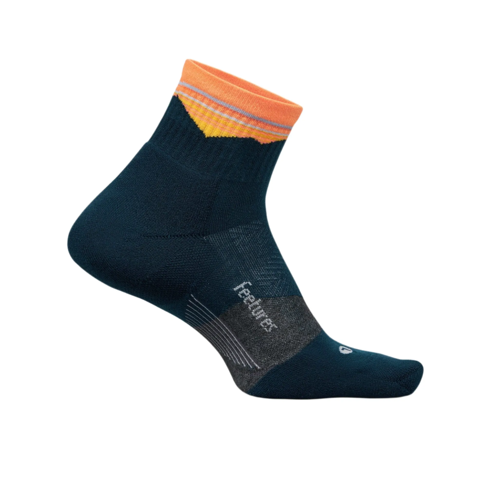 Feetures Elite Trail Max Cushion Quarter Socks