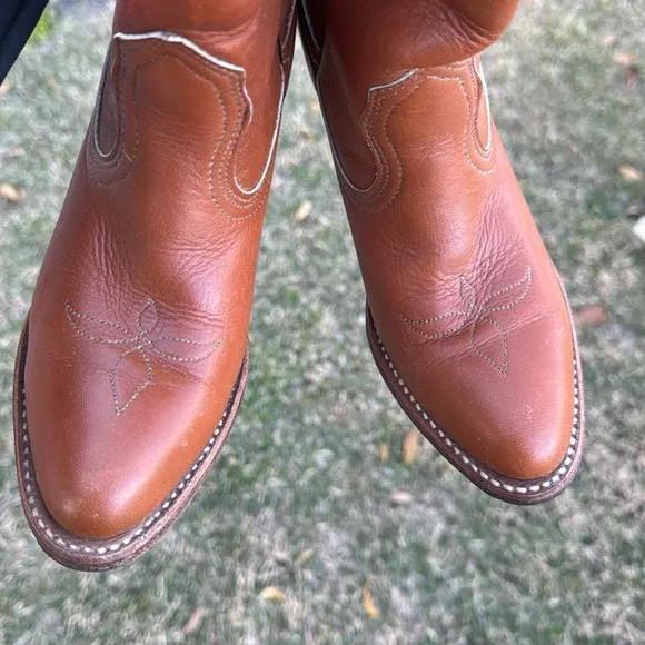 Frye Leather Boots, Style 7105, Size 5.5 women’s