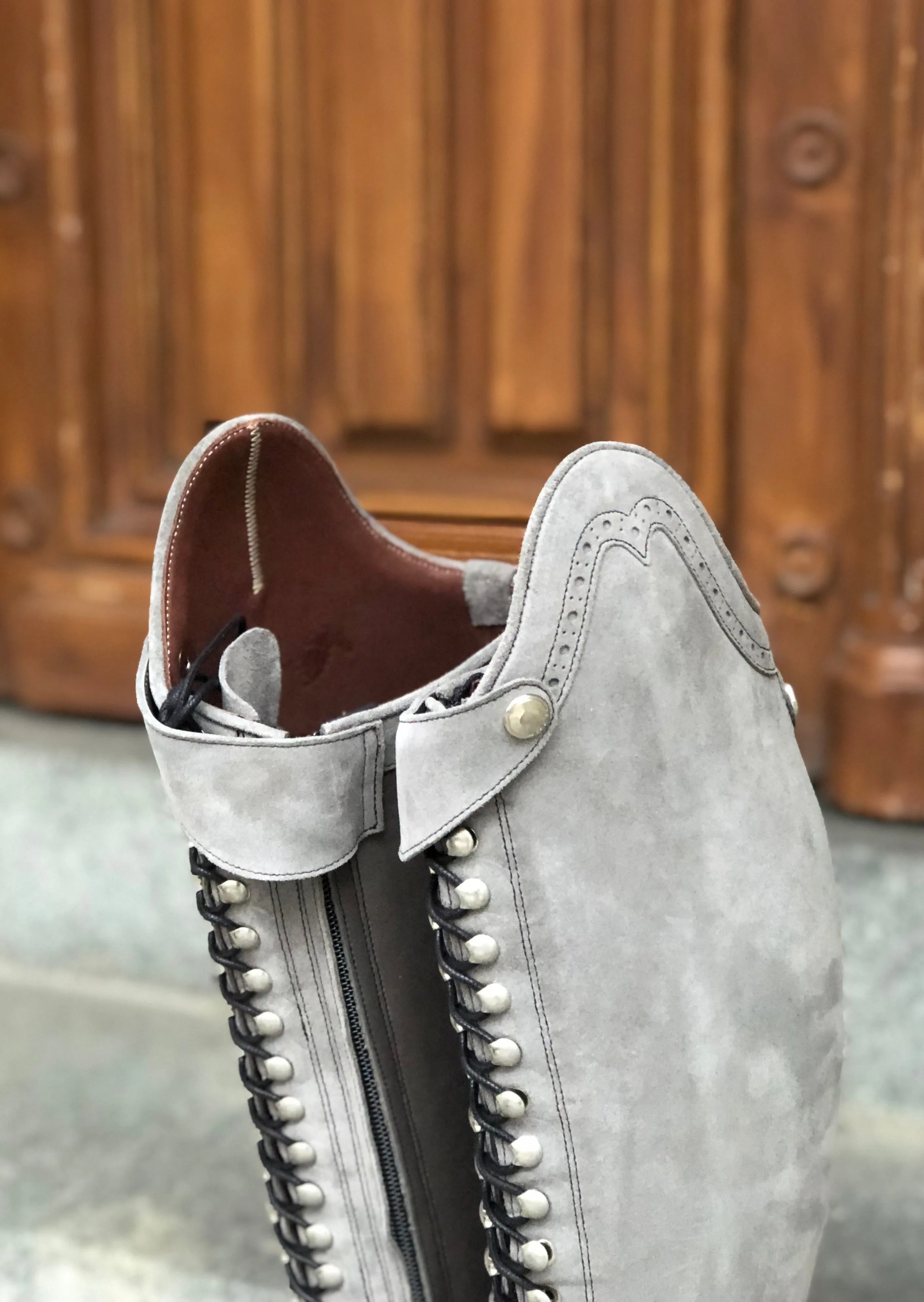 Heart brogue top