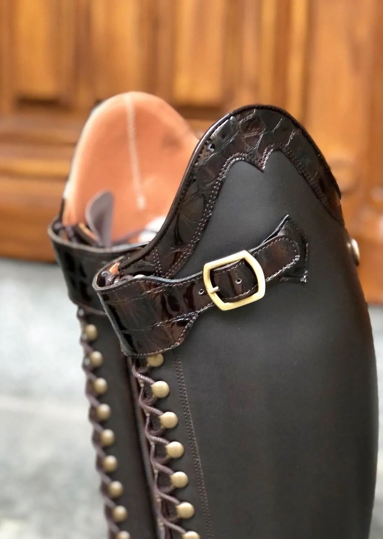 Heart brogue top