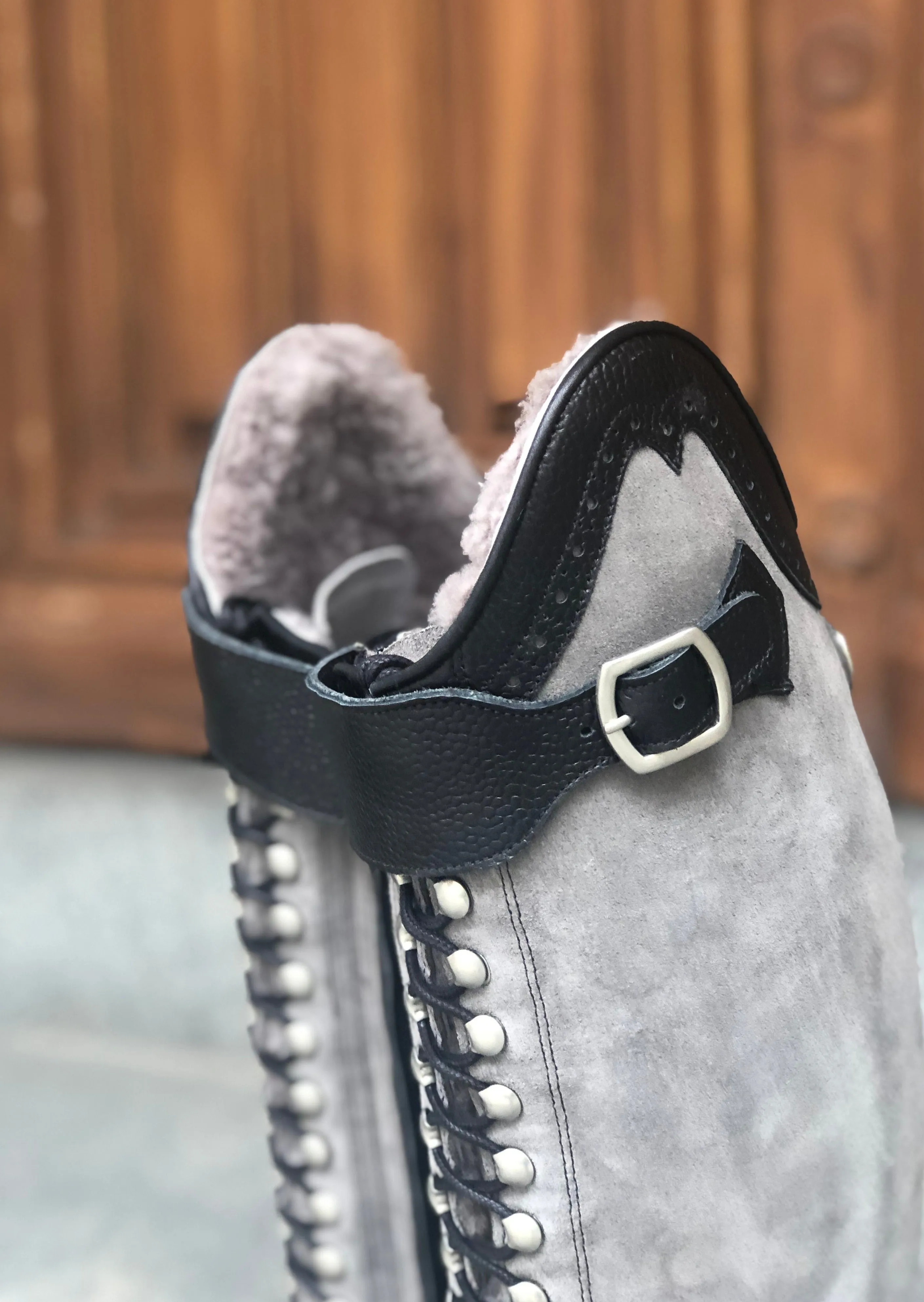 Heart brogue top
