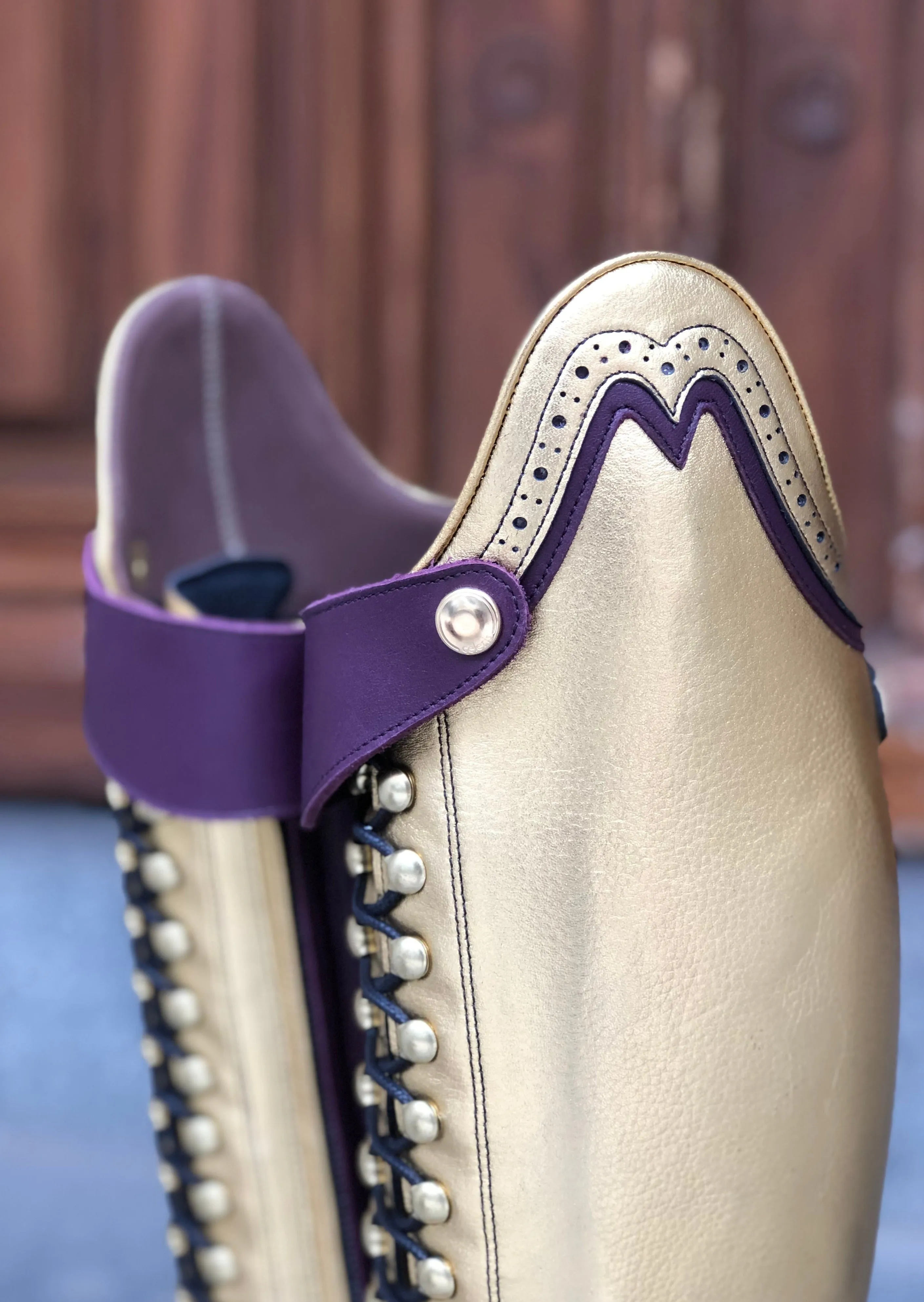 Heart brogue top