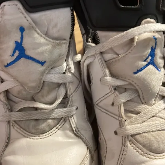 Jordan boy’s shoes size 3Y