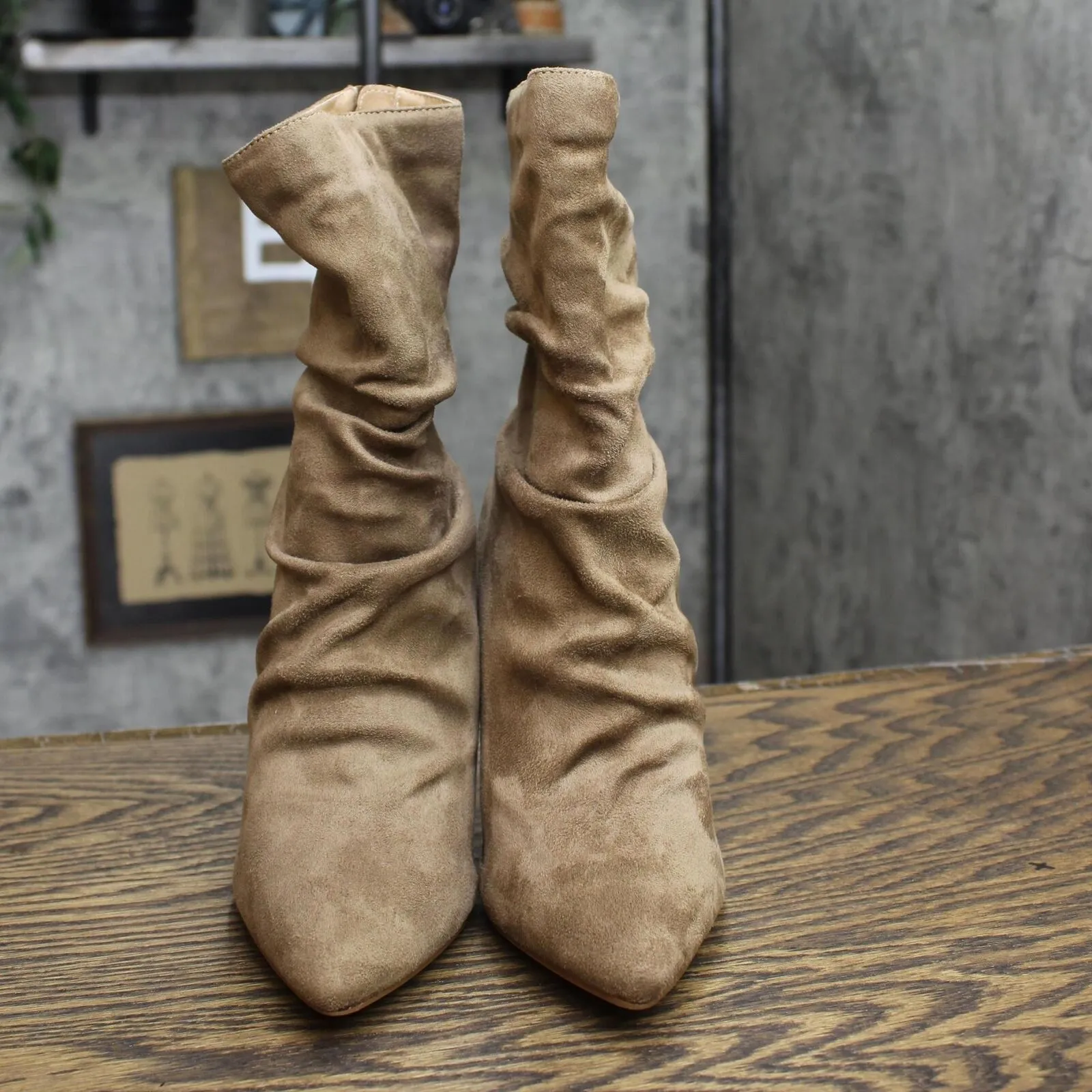 Journee Collection Markie Bootie Pointed-Toe Vegan Leather Details Tan Brown 6M