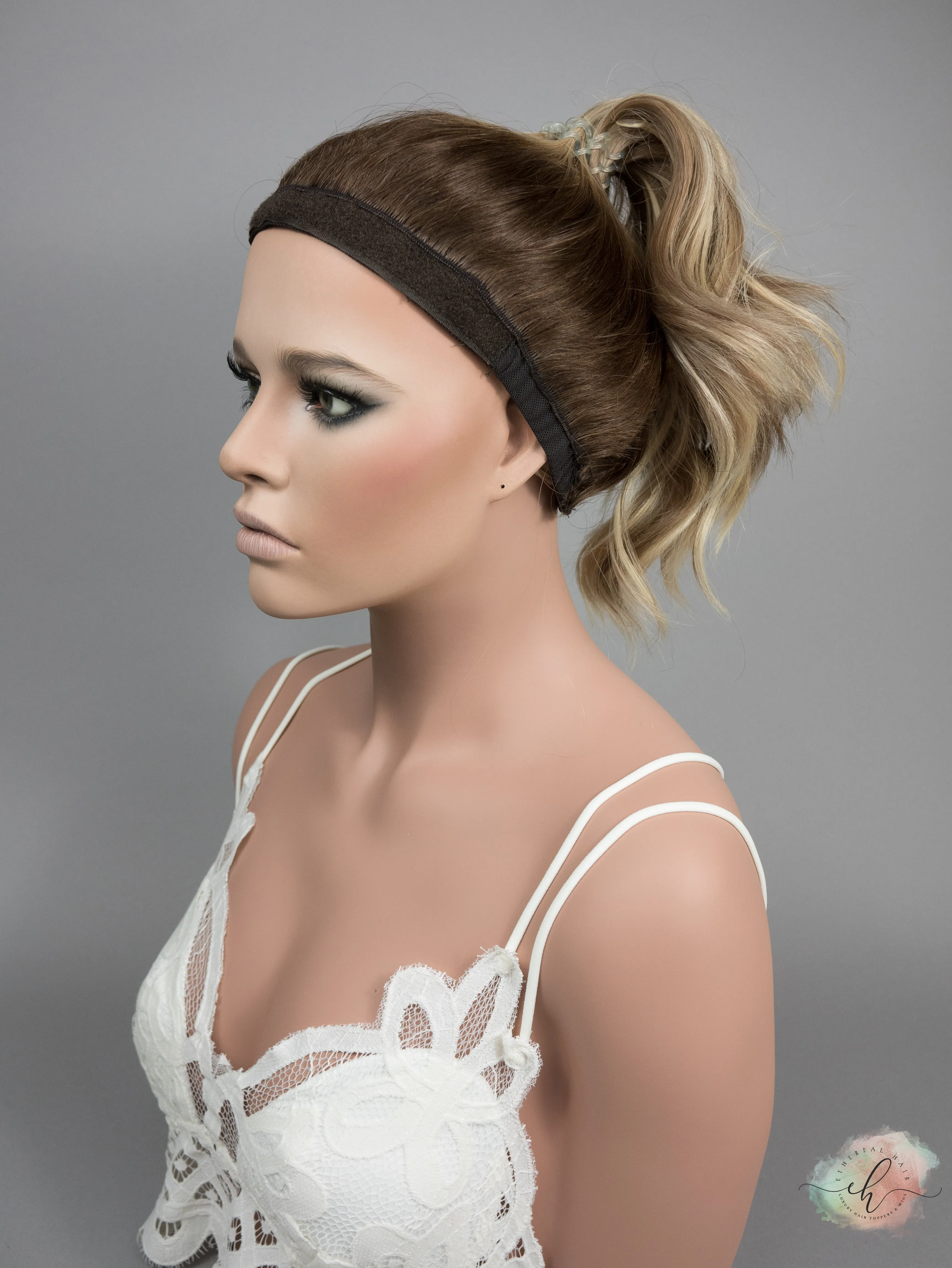 “LILITH" Premium Pony Wig: Sz. L, 21"