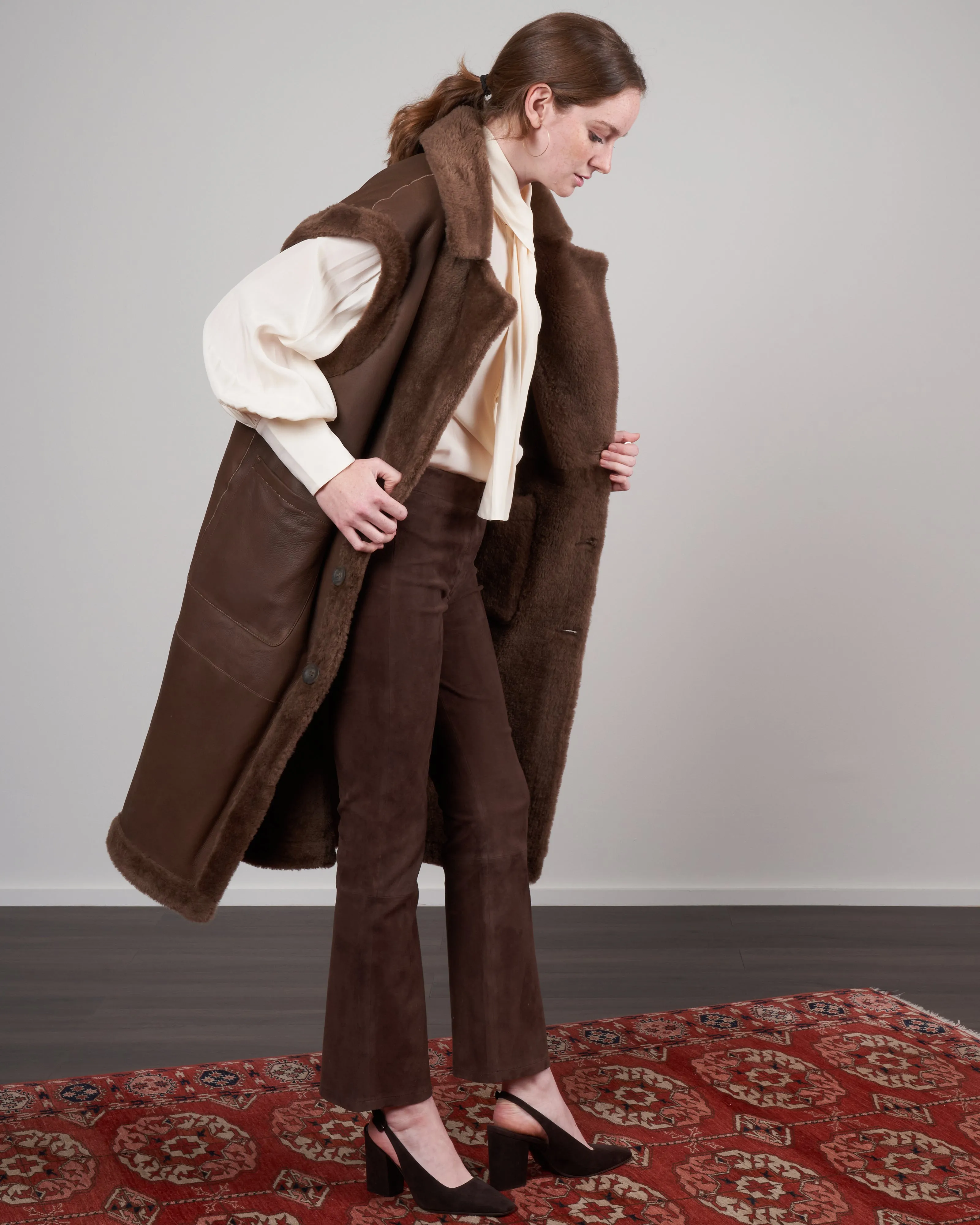loulou shearling gilet - otter