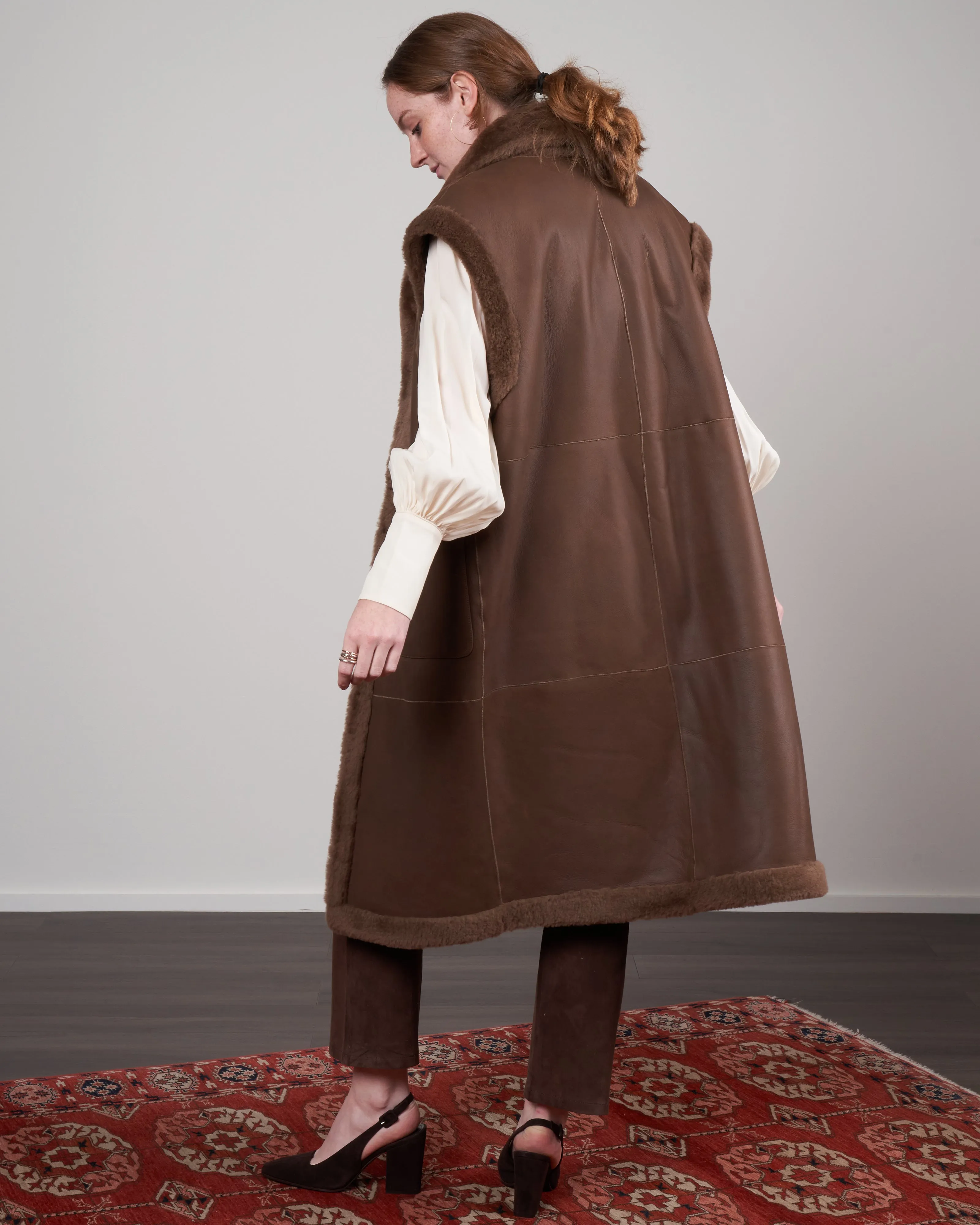 loulou shearling gilet - otter