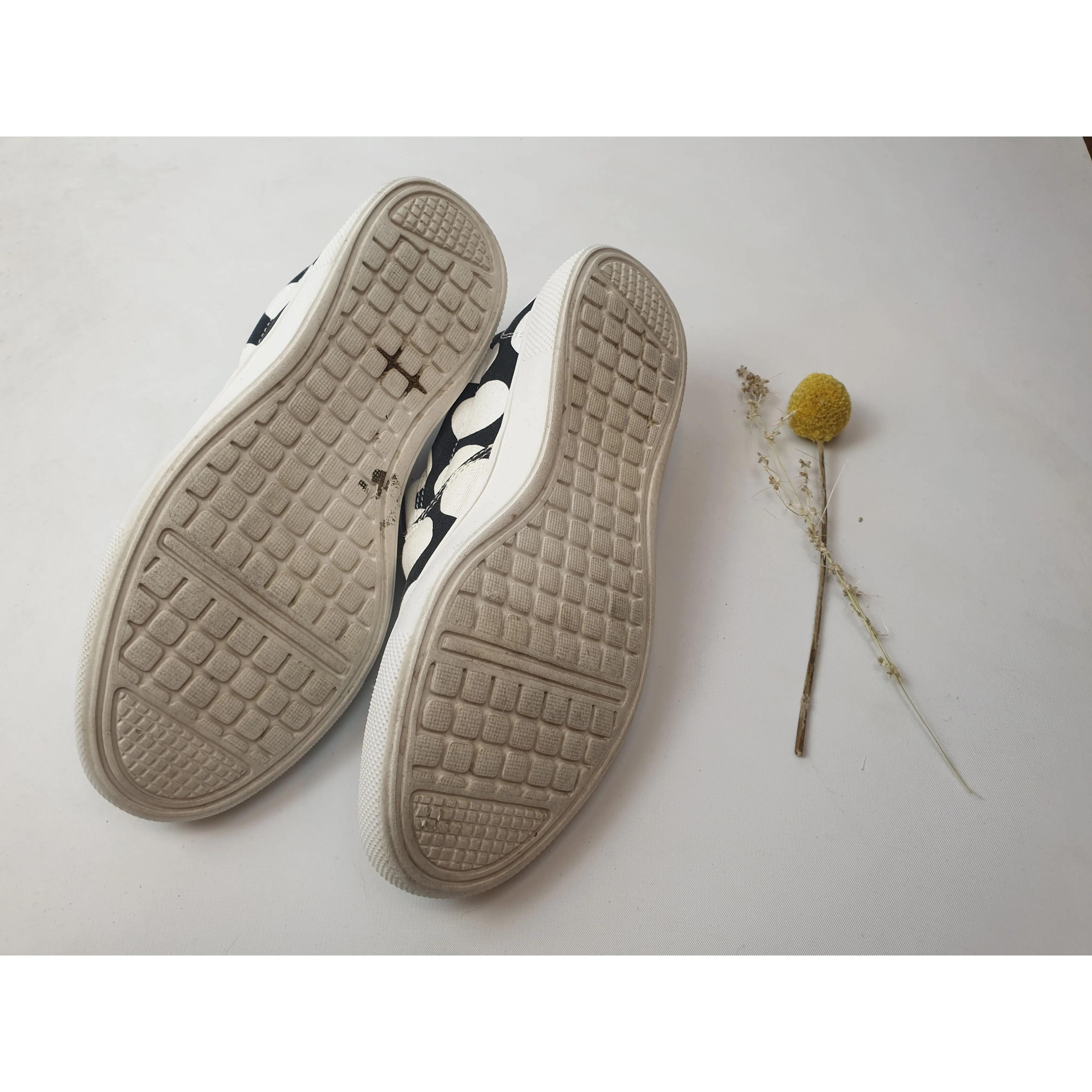 Marimekko x Uniqlo light weight black slide on shoes with large white polka dots size 6