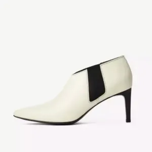 New in Box Rag &amp; Bone Beha Chelsea Leather Bootie Sz 6.5 Antique White