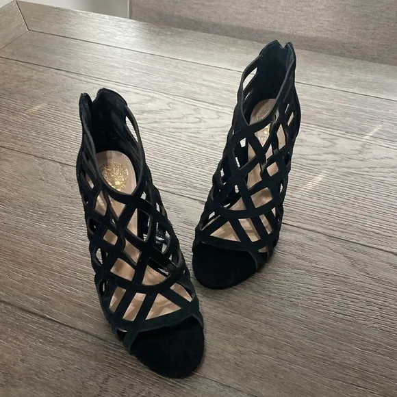 NEW Vince Camuto Tatianna Black Cutout Suede Peep Toe Heels | Size 8 1/2
