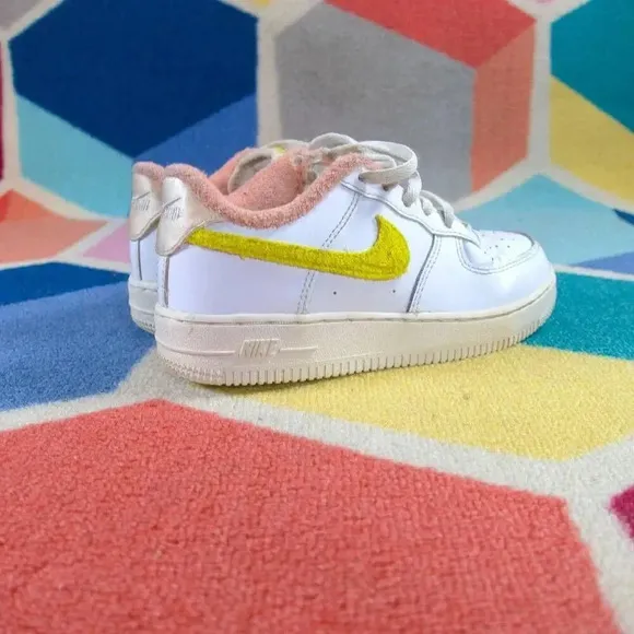 Nike Force 1 LV8 PS Girls Shoes Size 1Y