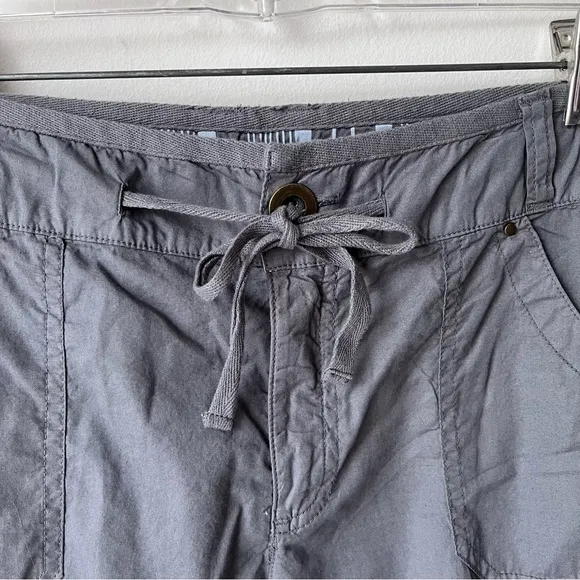 NWT Fresh Produce Pedal Pusher Roll Tab Cotton Spandex Shorts Gray Sz M