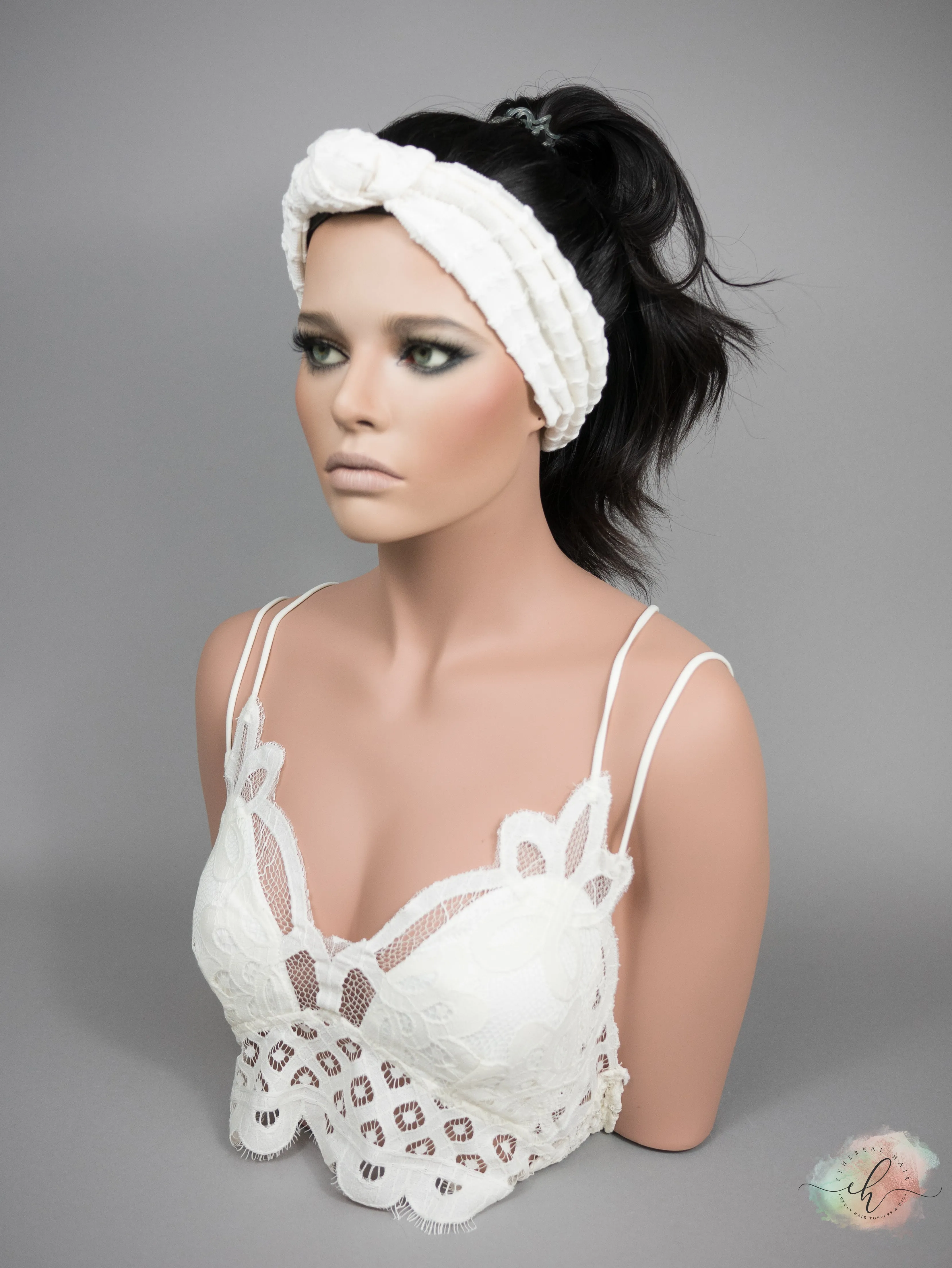 “RAVEN" Premium Pony Wig: Sz. S, 23-24"