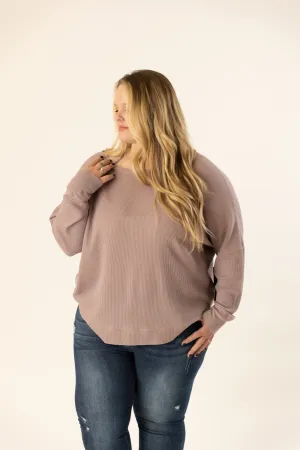 Regina Curvy Pullover