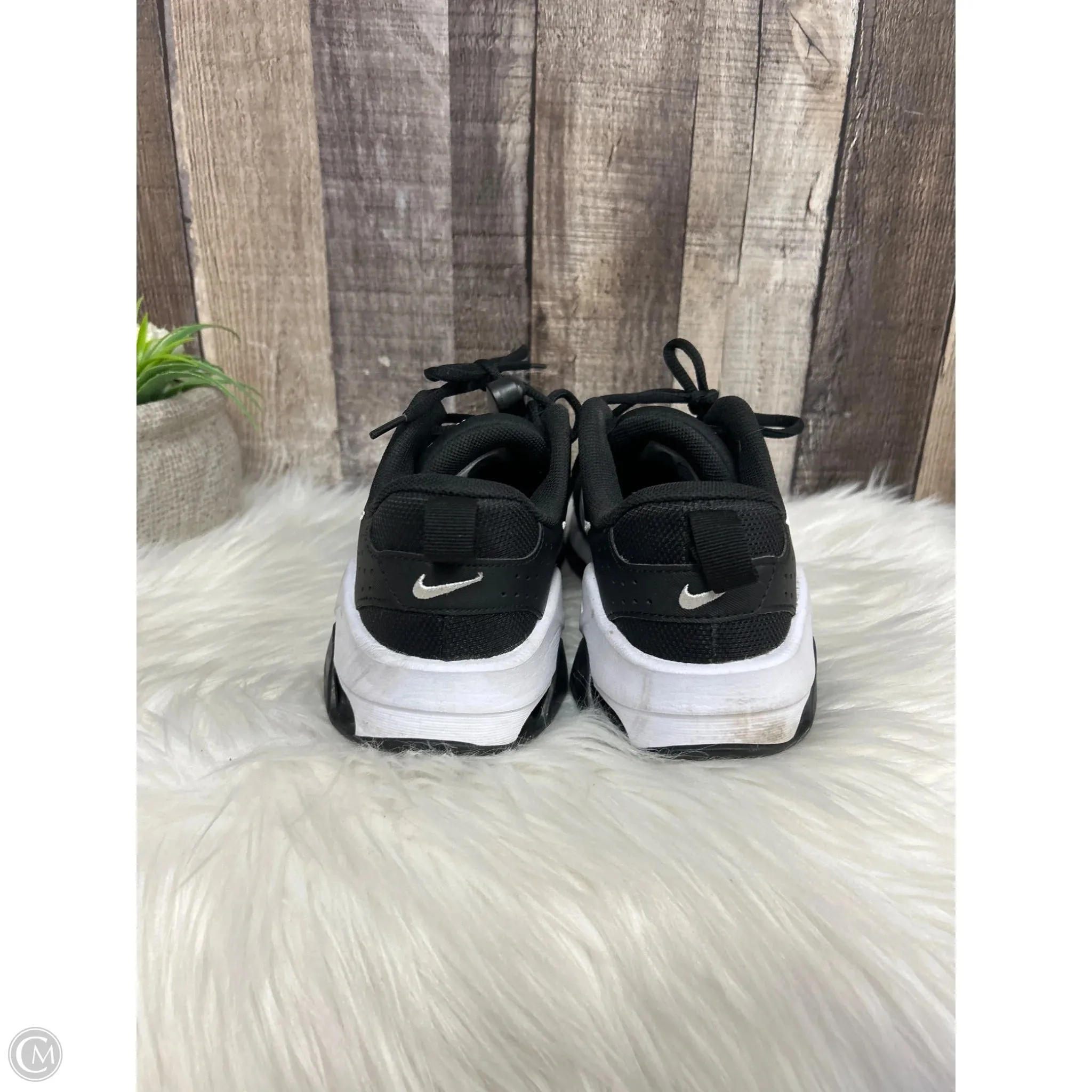 Shoes Athletic By Nike In Black, Size: 7.5