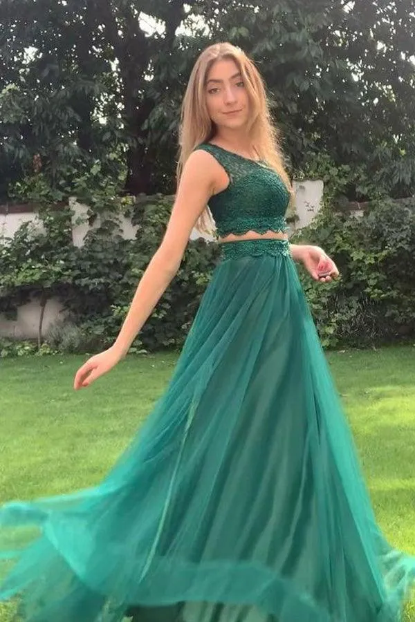 Tulle Scoop Neckline 2 Pieces Evening Gown Prom Dresses With Appliqued  PSK245