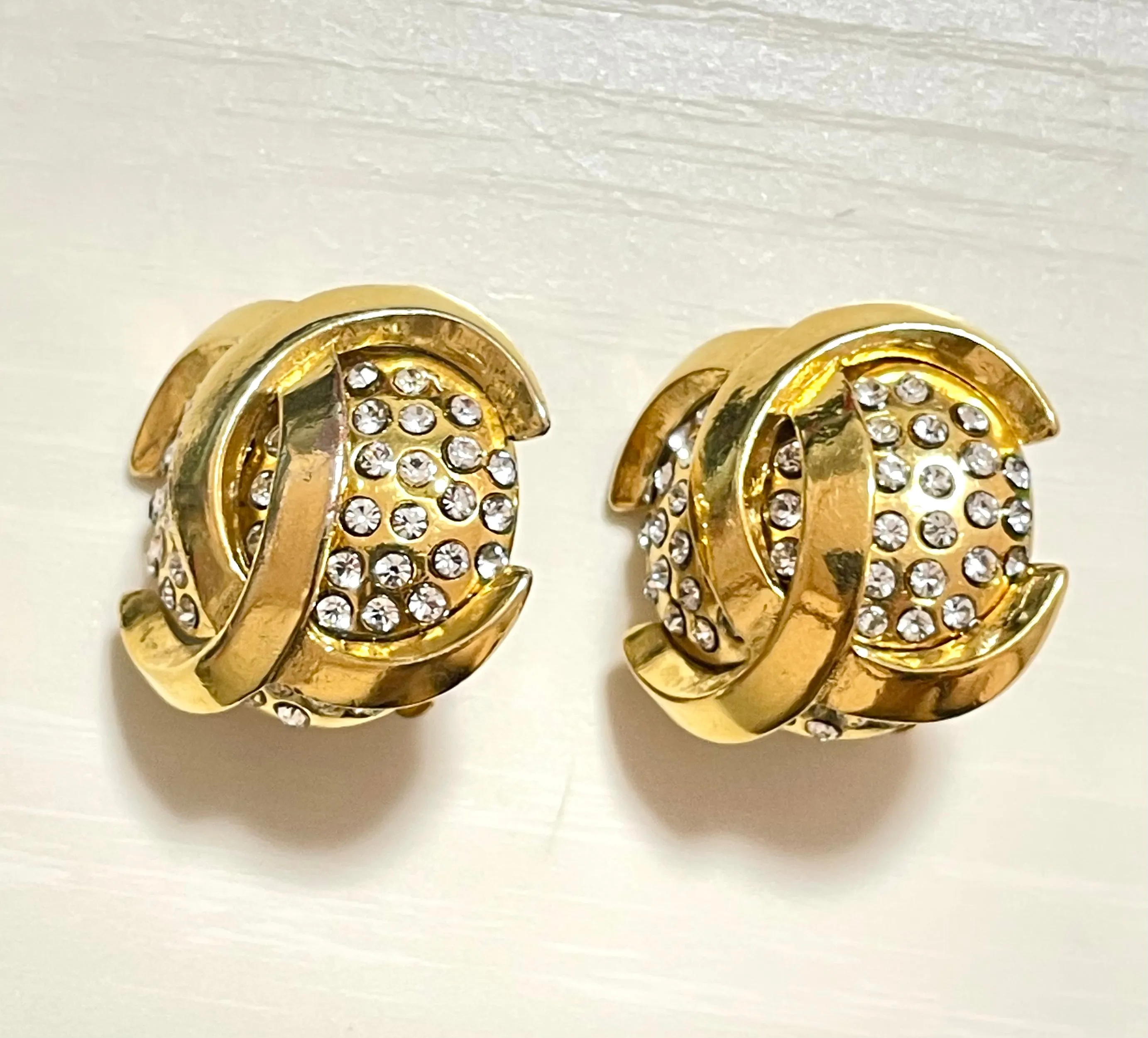 Vintage CHANEL gold tone round earrings with crystal stones and 3D CC mark. 061210ac1